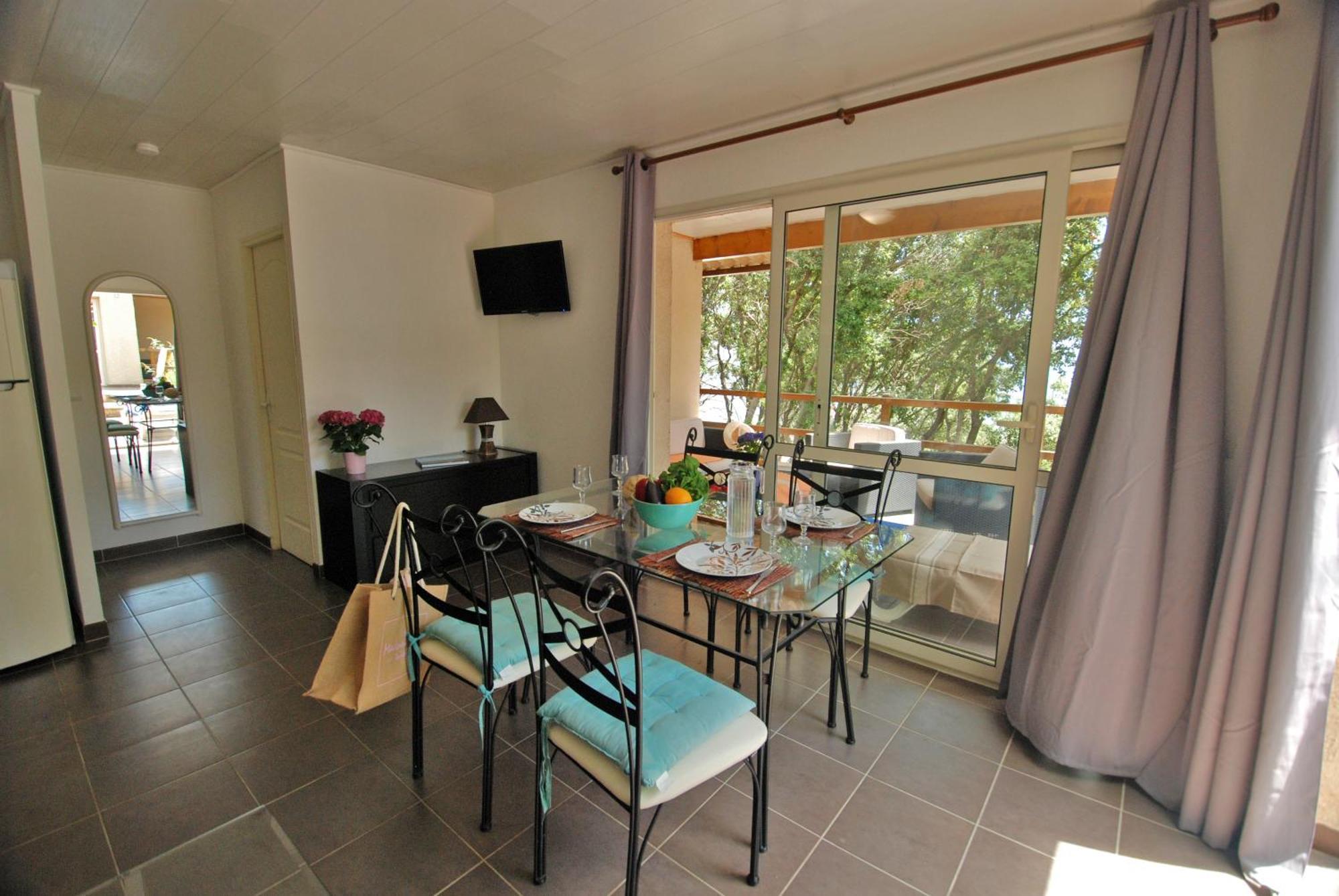 Domaine Naturiste De Riva Bella Linguizzetta Phòng bức ảnh